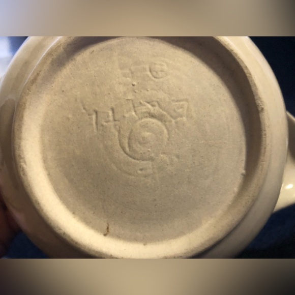 Flat Earth art pottery fish deep bowl 11”x 6.75”X 2.75” Blue Grey - Picture 3 of 7